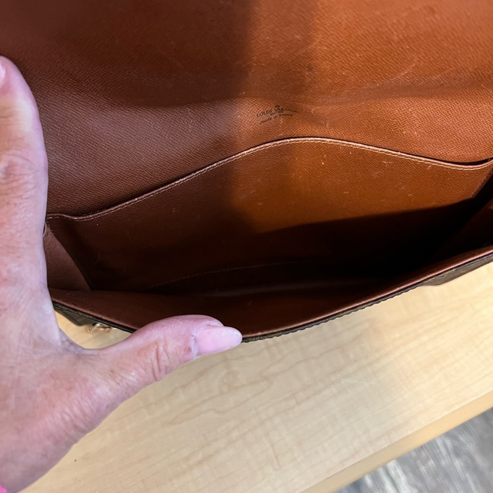 LV Monogram Vintage Lena Clutch/Crossbody - Picture 6 of 9